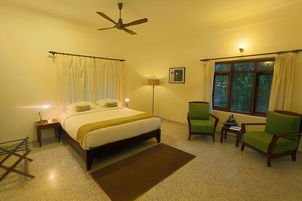 Beach Gate Bungalows - A Cgh Earth Saha Experience Коччи Экстерьер фото